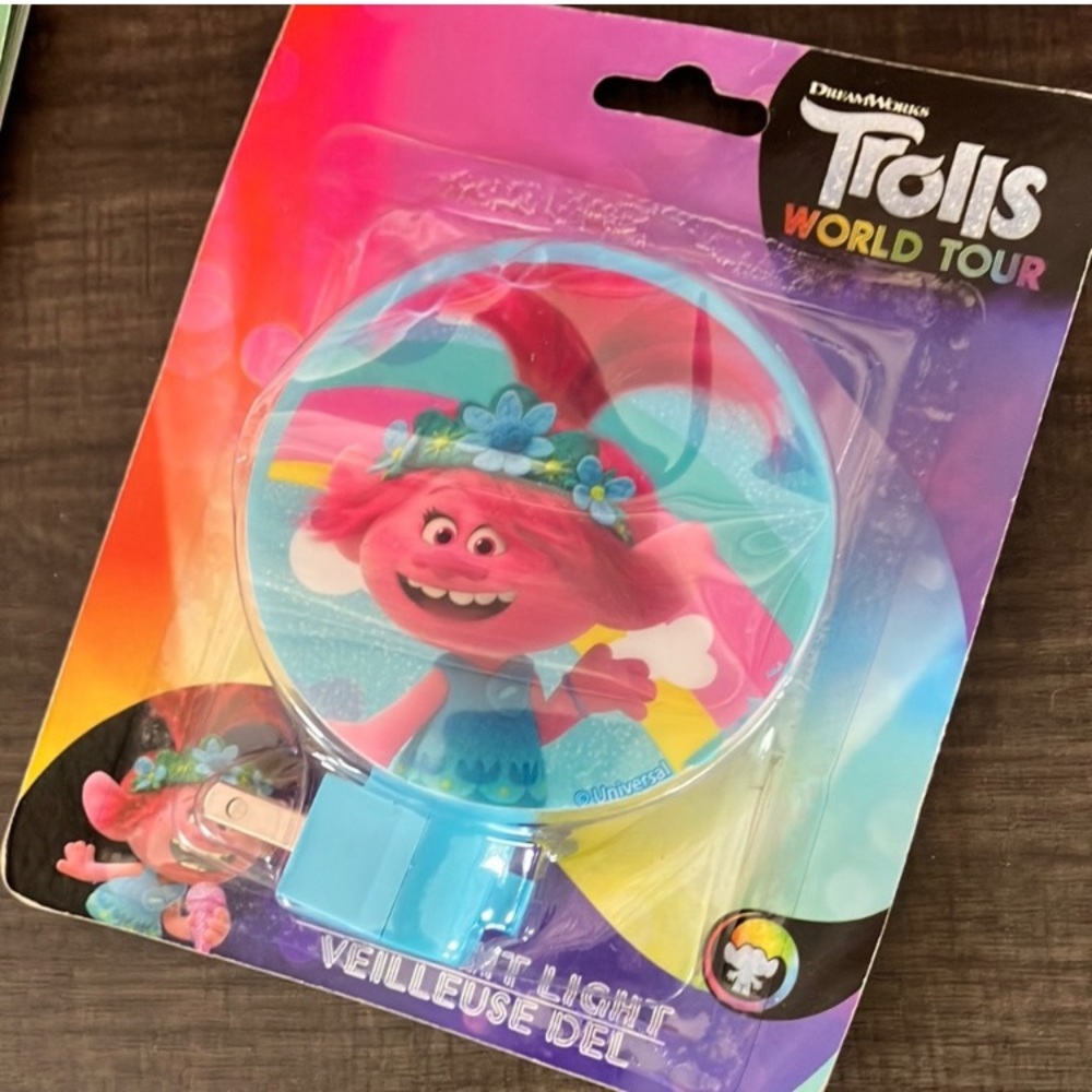 NWT Dreamworks Trolls night light Manufactured & pen
